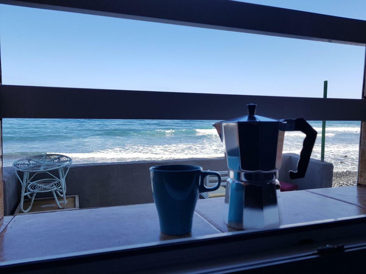 Bed And Breakfast By The Sea Pozo Izquierdo Exteriér fotografie